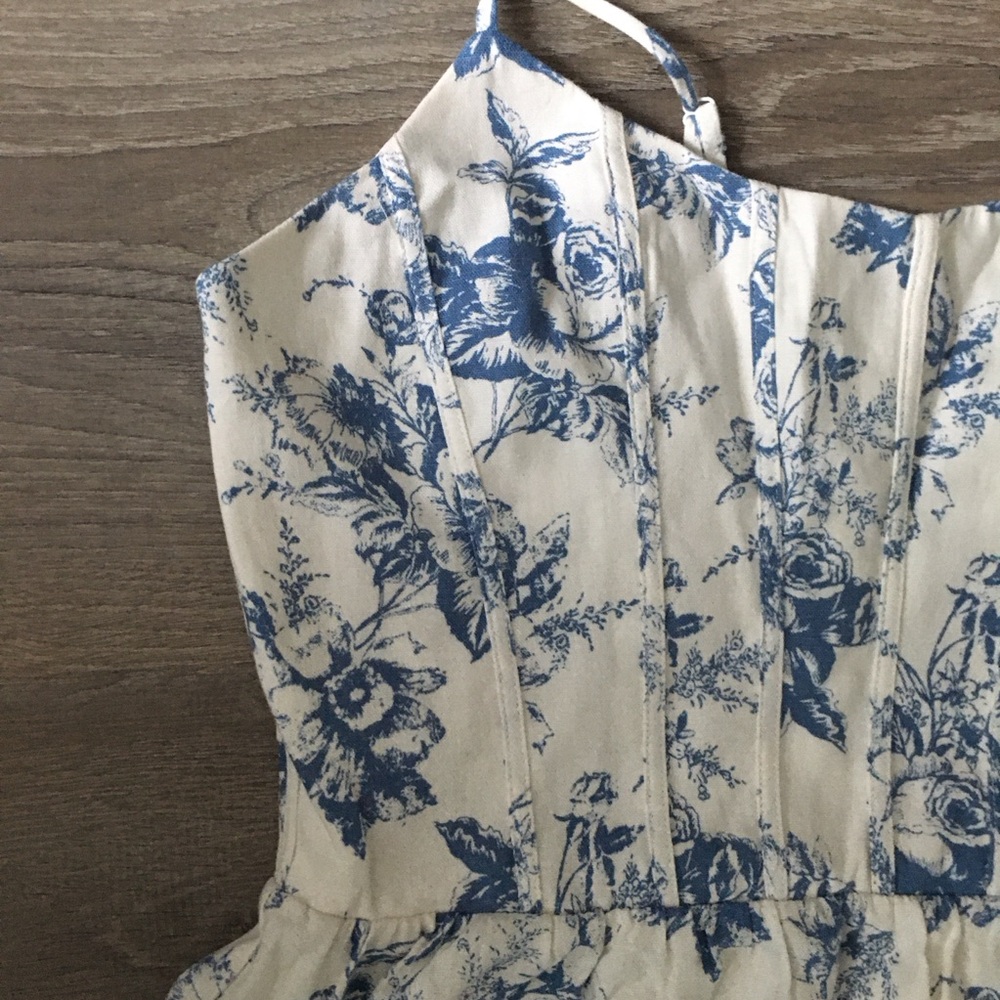 NWT WAYF White and Blue Rose Bustier Linen Blend Dress